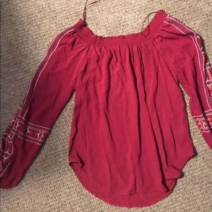 NWT Knox rose off the shoulder long sleeve top